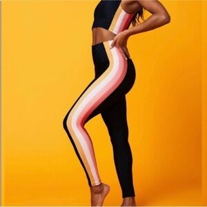 Beach Riot Megan Leggings in Coral Stripe SZ XS EUC